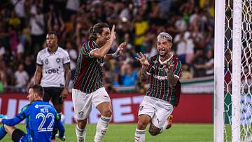 Lucho Acosta marcou o gol da vitória no Clássico Vovô Lucho Acosta marcou o gol da vitória no Clássico Vovô
