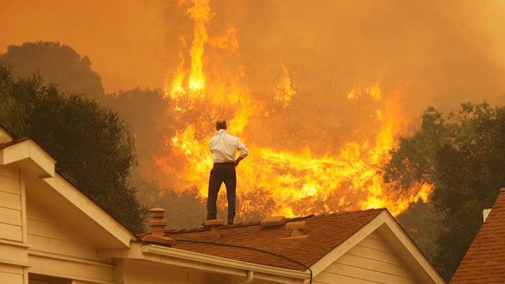 Springs Fire In Southern California Gains Strength, Continues To Threaten Homes Springs Fire In Southern California Gains Strength, Continues To Threaten Homes