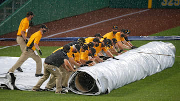 Milwaukee Brewers v Pittsburgh Pirates