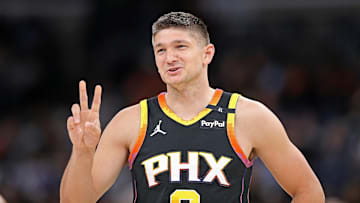 Phoenix Suns v Memphis Grizzlies