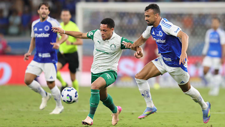 Palmeiras e Cruzeiro se enfrentam em decisão no Allianz Parque Palmeiras e Cruzeiro se enfrentam em decisão no Allianz Parque