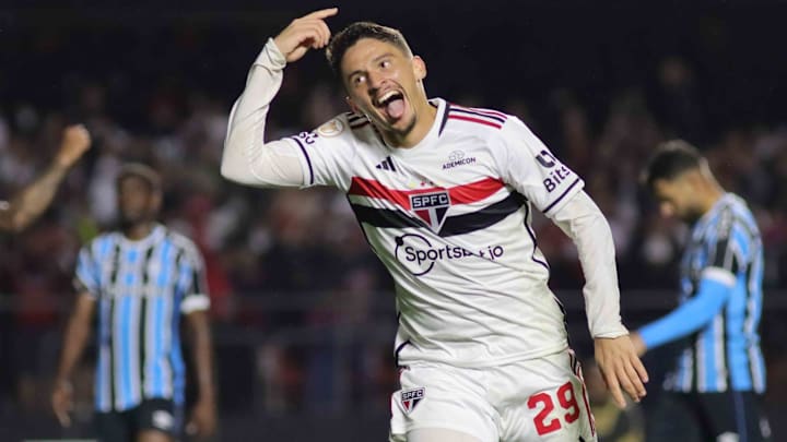 São Paulo goleia Grêmio por 3 a 0 pela 28ª rodada do Campeonato Brasileiro