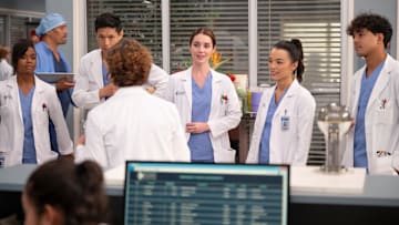 Alexis Floyd, Harry Shum Jr., Adelaide Kane, Midori Francis, and Niko Terho in Grey's Anatomy season 21