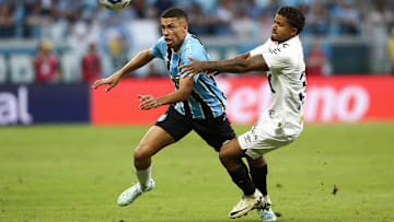 Alysson Edward foi titular em sete dos últimos oito jogos do Grêmio
