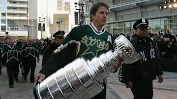 Dallas Stars Cup Reunion All-Star Plaza
