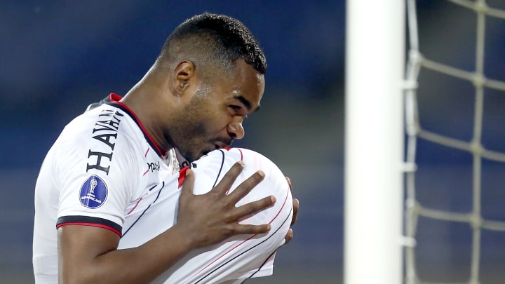 Ídolo do Furacão, Nikão fez o gol do título da última edição da Copa Sul-Americana Ídolo do Furacão, Nikão fez o gol do título da última edição da Copa Sul-Americana