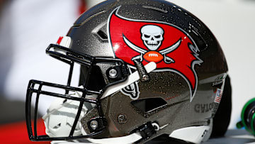 Tampa Bay Buccaneers v Pittsburgh Steelers