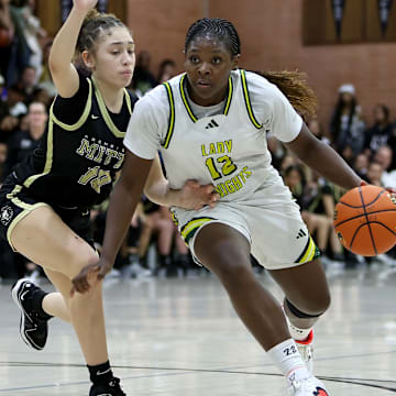Ontario Christian freshman Tati Griffin drives hard to the basket en route to two of her 14 points, helping the Knights beat Archbishop Mitty 61-44 in the premier game of the 4th Sabrina Ionescu Classic in Concord 1/4/2025
