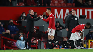 Manchester United v Burnley - Premier League