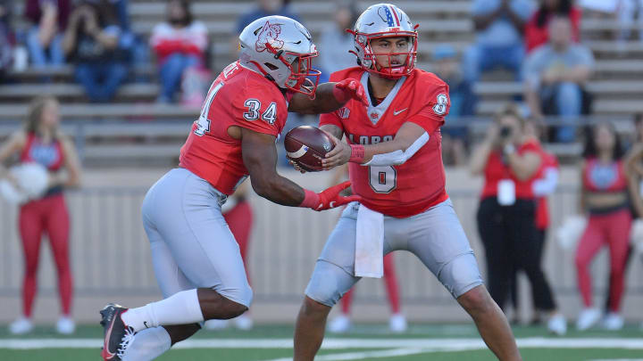 Utah State vs New Mexico prediction, odds, spread, over/under and betting trends for college football Week 13 game. Utah State vs New Mexico prediction, odds, spread, over/under and betting trends for college football Week 13 game.