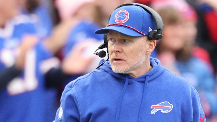 Miami Dolphins v Buffalo Bills