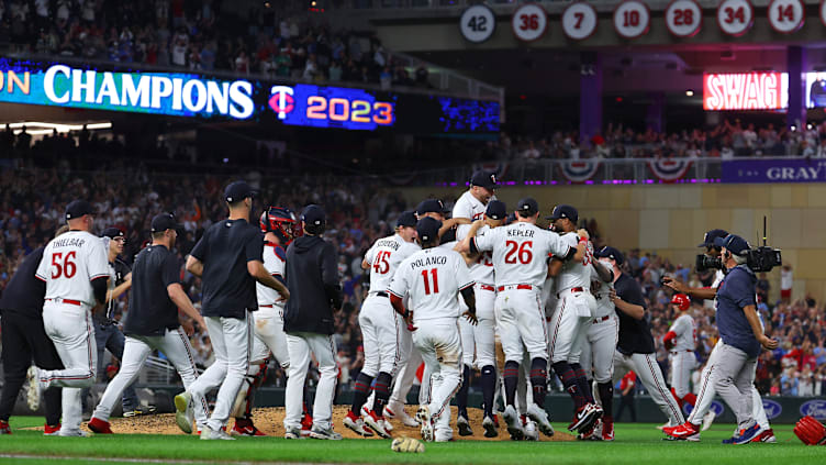 Los Angeles Angels v Minnesota Twins