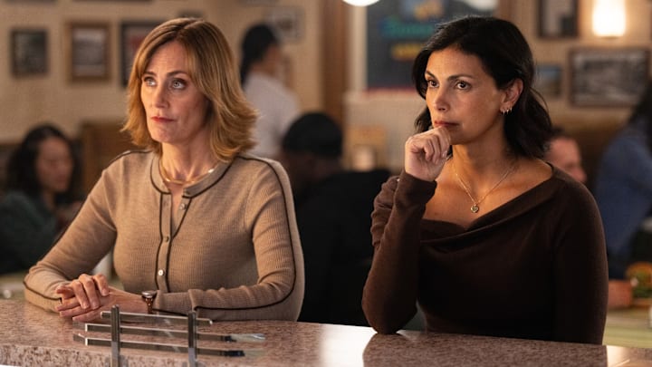 “Death & Taxes” – Pictured: Diane Farr as Sharon and Morena Baccarin as Sheriff Mickey Fox. 