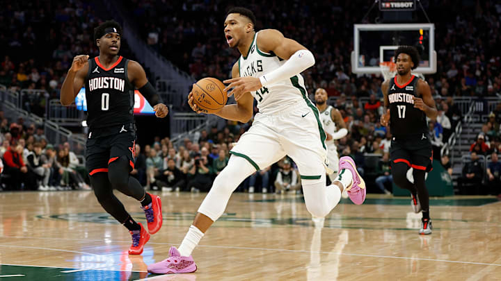 Houston Rockets v Milwaukee Bucks