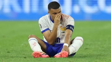 Kylian Mbappé s'est blessé au nez face à l'Autriche.