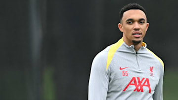 FBL-EUR-C1-LIVERPOOL-TRAINING