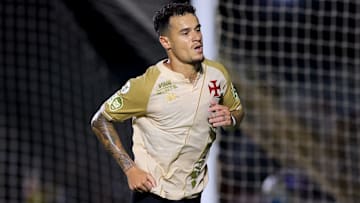 De acuerdo con la agencia RTI Esporte, Rayados ya habría tenido contacto con el entorno del brasileño Philipe Coutinho para explorar la posibilidad de ficharlo. Actualmente milita en el Vasco da Gama a préstamo desde el Aston Villa.
