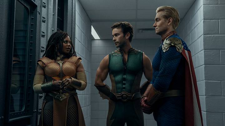Susan Heyward (Sister Sage), Chace Crawford (The Deep), Antony Starr (Homelander) 