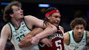 Indiana forward Malik Reneau (5) and Oregon's Nate Bittle (left) during Thursday's game in the Big Ten Tournament.