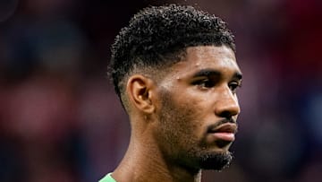 Kaua Santos sitzt gegen Liverpool nur auf der Bank 