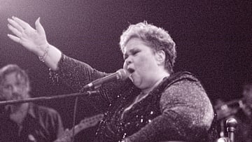 Etta James Performing at House of Blues - July 23, 1999