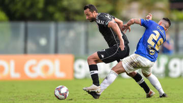 Cruzeiro lidera a Série B, Vasco é o terceiro