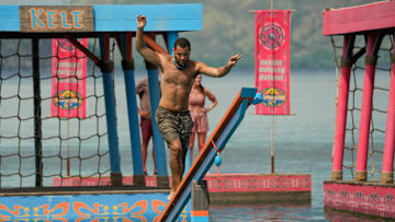 “Lovable Losers” – An unprecedented medical emergency leaves the castaways shaken. A second beware advantage is found in the game, and its finder must earn their vote back before it’s too late, on SURVIVOR, Wednesday, Oct. 8 (8:00-9:30 PM, ET/PT) on the CBS Television Network, and available to stream on Paramount+ (live and on-demand for Paramount+ Premium plan subscribers, or on-demand for Paramount+ Essential subscribers the day after the episode airs)*. Jeff Probst serves as host and