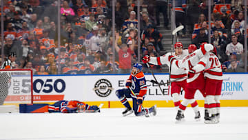 Carolina Hurricanes v Edmonton Oilers