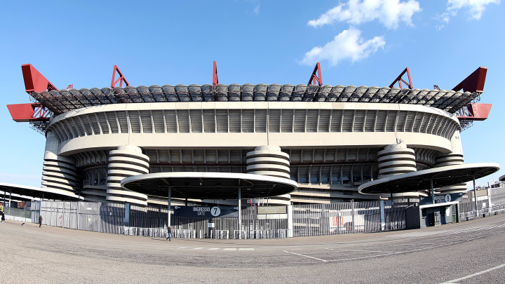 Vista esterna dello stadio di San Siro