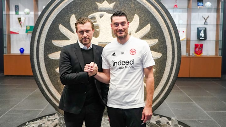 Riera und Krösche wollen die Eintracht wieder nach vorne führen Riera und Krösche wollen die Eintracht wieder nach vorne führen