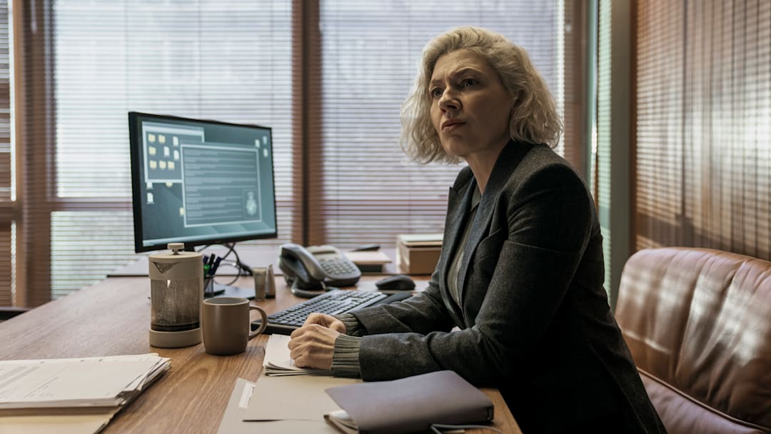 Kate Ashfield as Detective Alison Brown in Lazarus Kate Ashfield as Detective Alison Brown in Lazarus