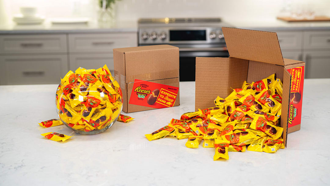 LINK INCLUDED: Reese’s Peanut Butter Eggs Return 2 ½ Months Before Easter
