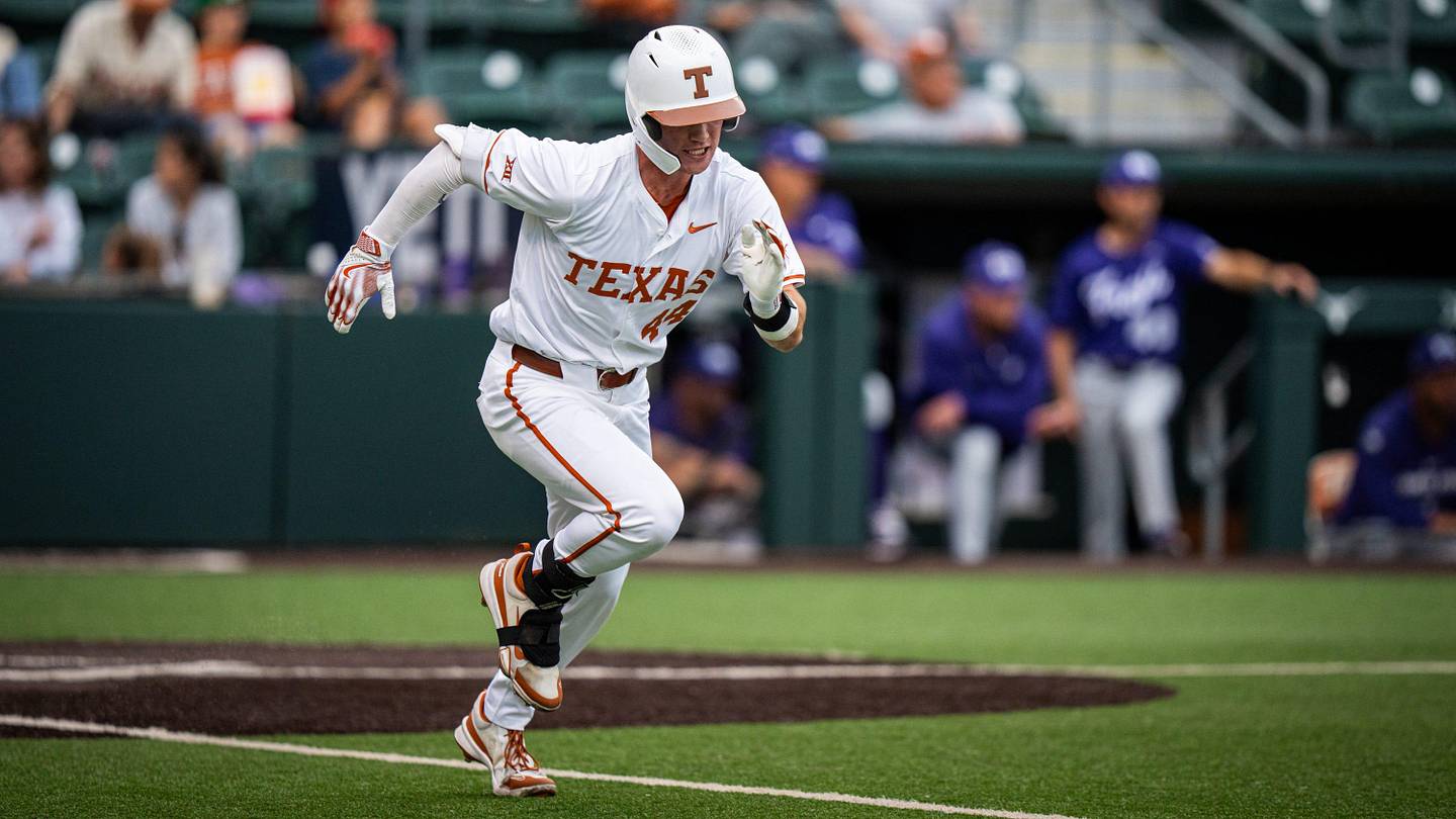 No. 24 Texas Longhorns Take Home Several Big 12 End of Season Honors - Vimarsana News