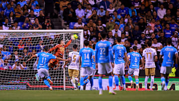 Cruz Azul v Pumas UNAM - Torneo Clausura 2025 Liga MX