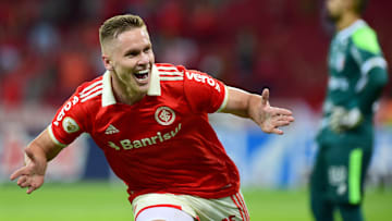 Colorado, do atacante Alexandre Alemão, tenta reviravolta na eliminatória contra o Colo-Colo