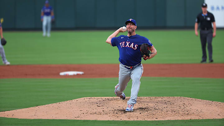 Texas Rangers v St. Louis Cardinals