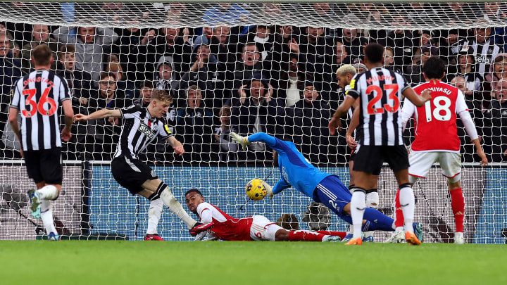 Anthony Gordon fires home for Newcastle