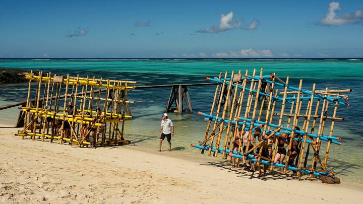 “I’m a Wolf, Baby” – One castaway’s scheming gets them into hot water when their tribe realizes the same conversation has been repeated to each of them. Two castaways are sent on a grueling journey. Then, one castaway’s series of missteps leaves one of their tribemates hungry for revenge, on SURVIVOR, Wednesday, Oct. 22. Pictured (L-R): Jeff Probst. Photo: Robert Voets/CBS ©2025 CBS Broadcasting, Inc. All Rights Reserved.