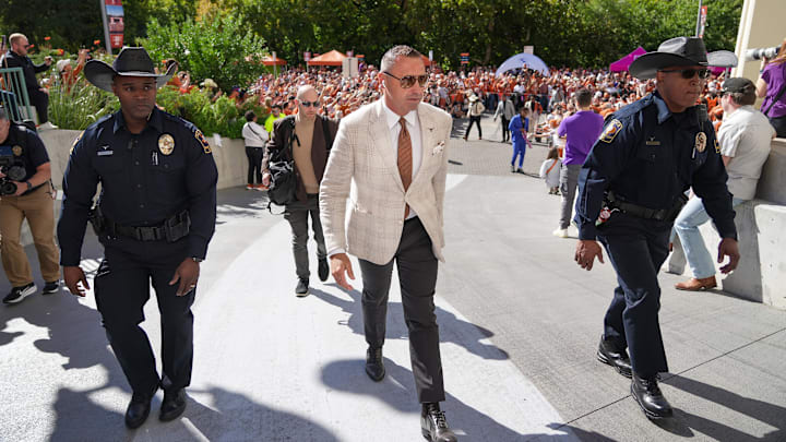 Nov 23, 2024; Austin, Texas, USA; Texas Longhorns head coach Steve Sarkisian makes his way to Darrell K Royal Texas Memorial Stadium before a game against the Kentucky Wildcats. Mandatory Credit: Ricardo B. Brazziell/USA TODAY Network via Imagn Images Nov 23, 2024; Austin, Texas, USA; Texas Longhorns head coach Steve Sarkisian makes his way to Darrell K Royal Texas Memorial Stadium before a game against the Kentucky Wildcats. Mandatory Credit: Ricardo B. Brazziell/USA TODAY Network via Imagn Images