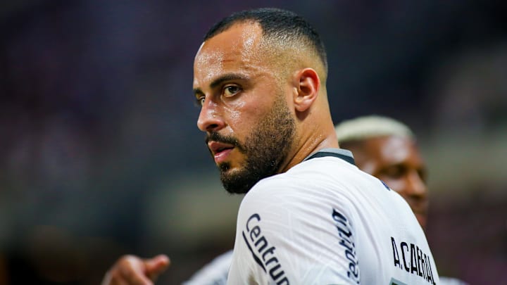 Arthur Cabral brilhou na goleada do Botafogo na Arena Castelão Arthur Cabral brilhou na goleada do Botafogo na Arena Castelão