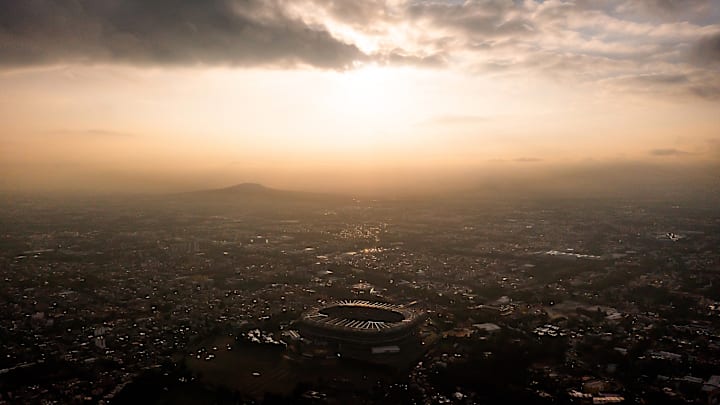 El estadio Azteca tendrá su tercera inauguración de una Copa del Mundo. Esta vez México enfrentará a Sudáfrica. El estadio Azteca tendrá su tercera inauguración de una Copa del Mundo. Esta vez México enfrentará a Sudáfrica.