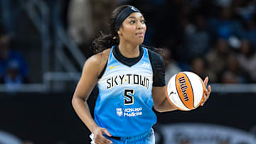 Los Angeles Sparks v Chicago Sky