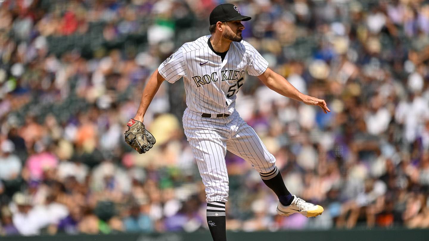 4 Reasons the Miami Marlins should go after Brad Hand - Vimarsana News