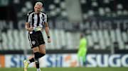 Rafael Navarro, destaque do Botafogo, está pronto para brilhar na elite do Brasileirão em 2022