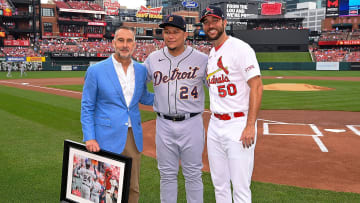 Miguel Cabrera fue homenajeado en San Luis 