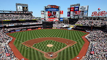 Cincinnati Reds v New York Mets