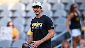 Pittsburgh Steelers quarterback Aaron Rodgers