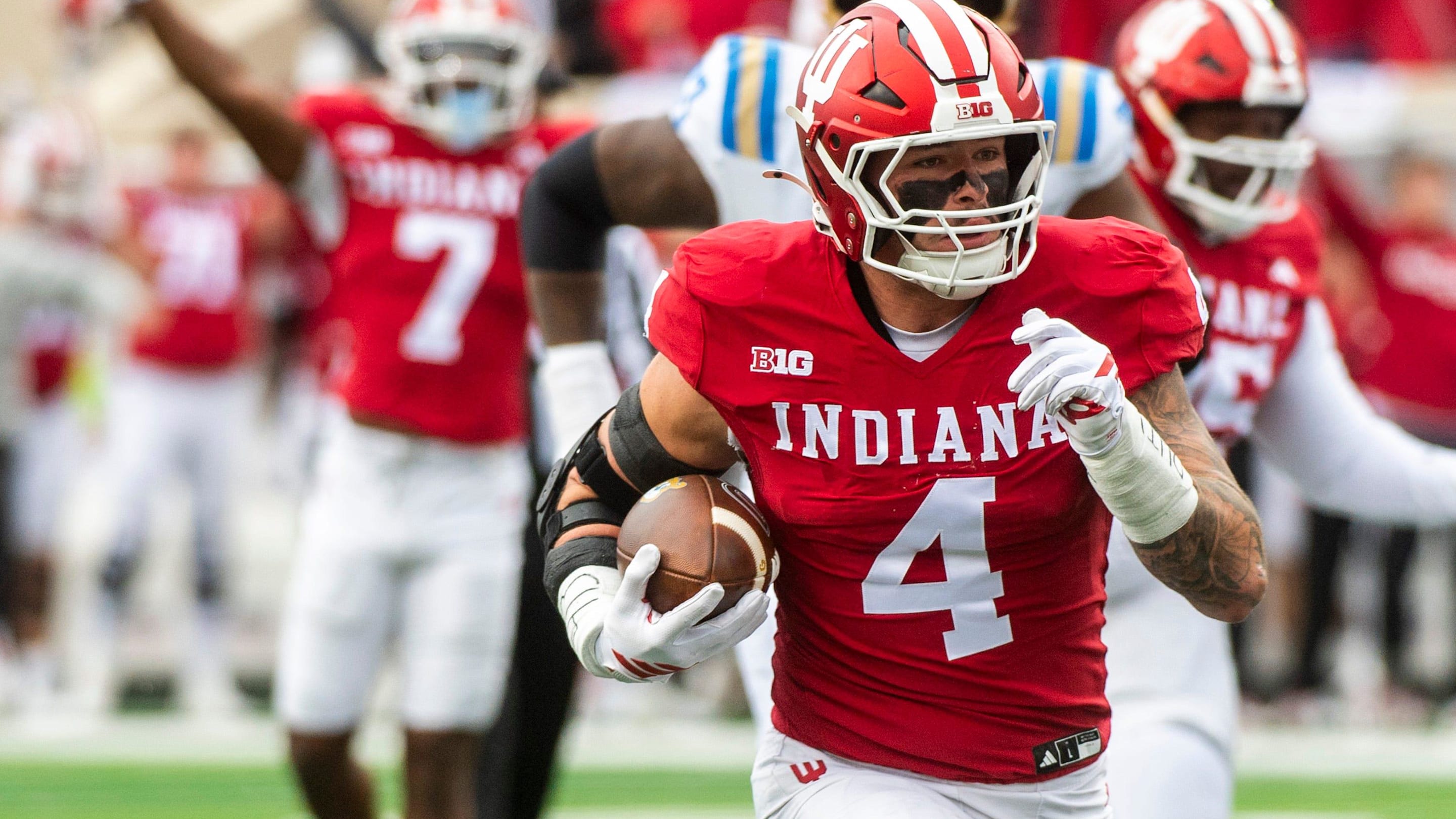 Indiana LB Aiden Fisher exits UCLA game with knee injury