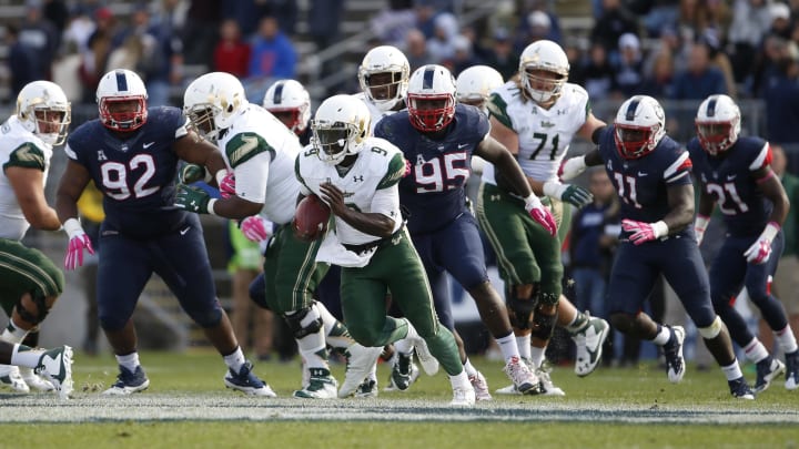 Oct 17, 2015; East Hartford, CT, USA; South Florida Bulls quarterback Quinton Flowers (9) runs the ball against the Connecticut Huskies in the second half at Rentschler Field. USF defeated UConn 28-20. Mandatory Credit: David Butler II-USA TODAY Sports