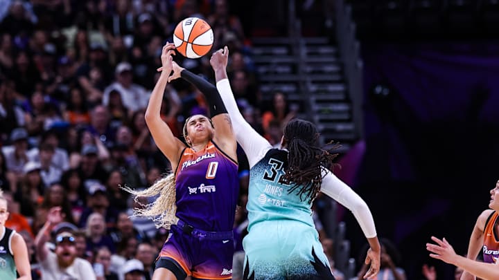 New York Liberty v Phoenix Mercury - Game One